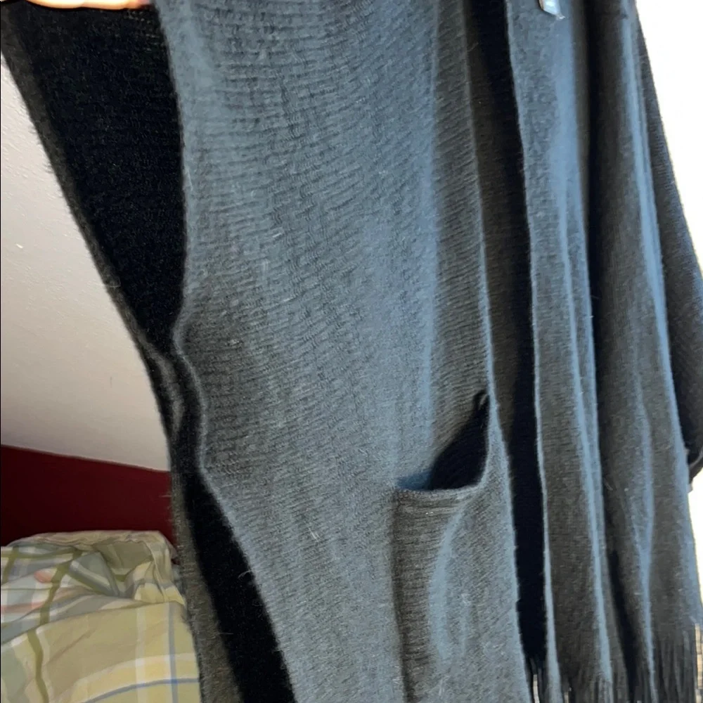 Vince Camuto Black Hooded Batwing Fringed Poncho Cape Shrug Ruana - Picture 5 of 6